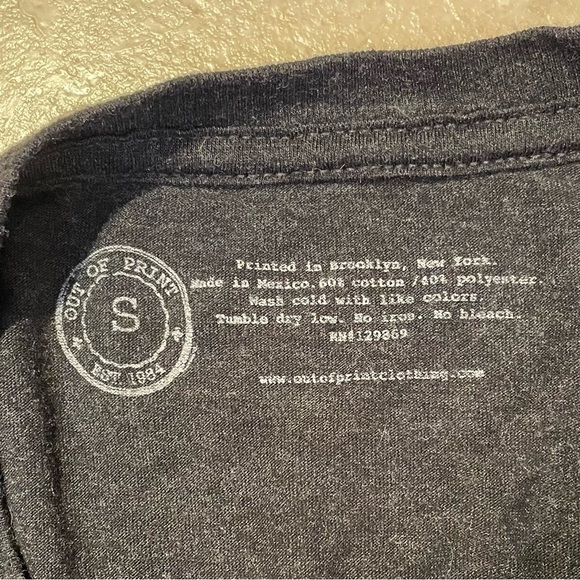 Hermione Granger quote tee in charcoal grey with gold graphics - Picture 4 of 4